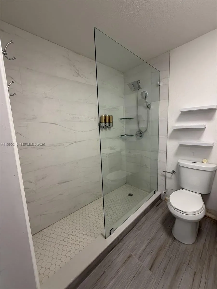 3950 Nw 171st Ter, Miami Gardens, Florida 33055, Miami Gardens, Florida 33055, 3 Bedrooms Bedrooms, ,2 BathroomsBathrooms,Residential,For Sale,3950 Nw 171st Ter, Miami Gardens, Florida 33055,A11989240