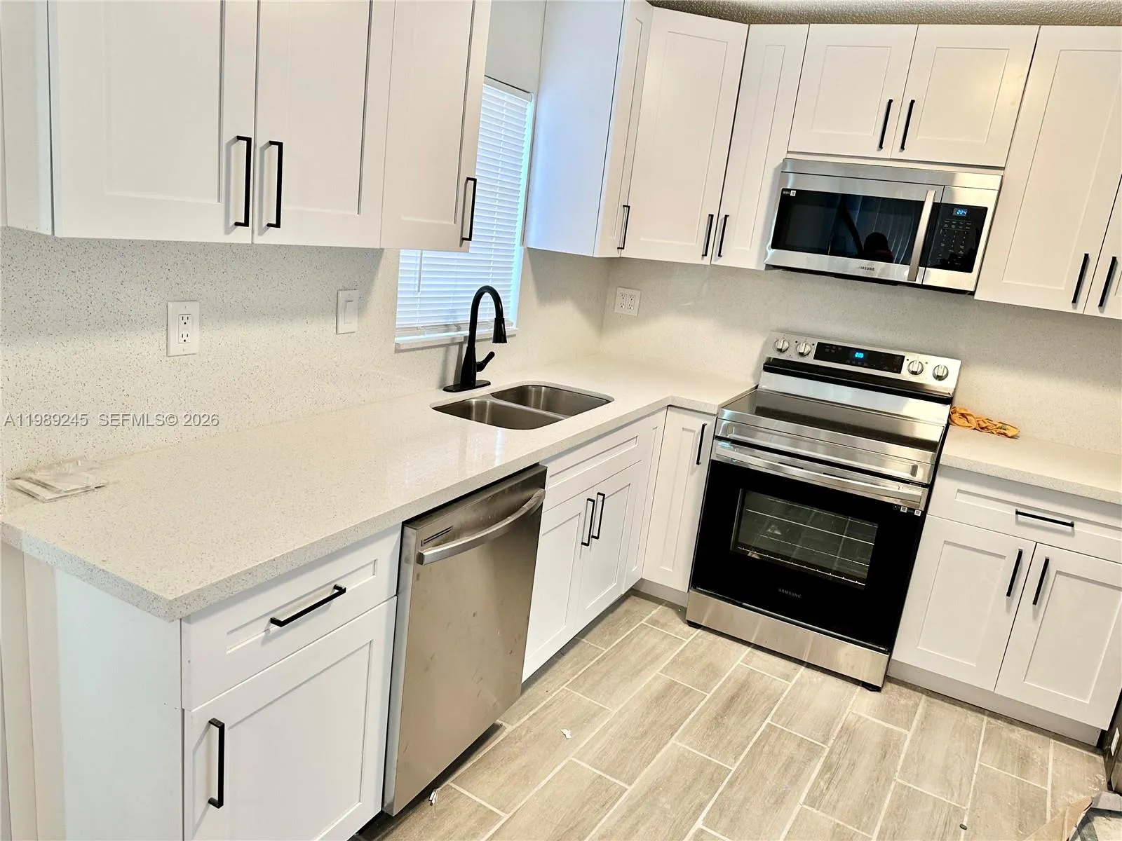 2600 Ne 8th Ave, Pompano Beach, Florida 33064, Pompano Beach, Florida 33064, 3 Bedrooms Bedrooms, ,2 BathroomsBathrooms,Residential Lease,For Rent,2600 Ne 8th Ave, Pompano Beach, Florida 33064,A11989245