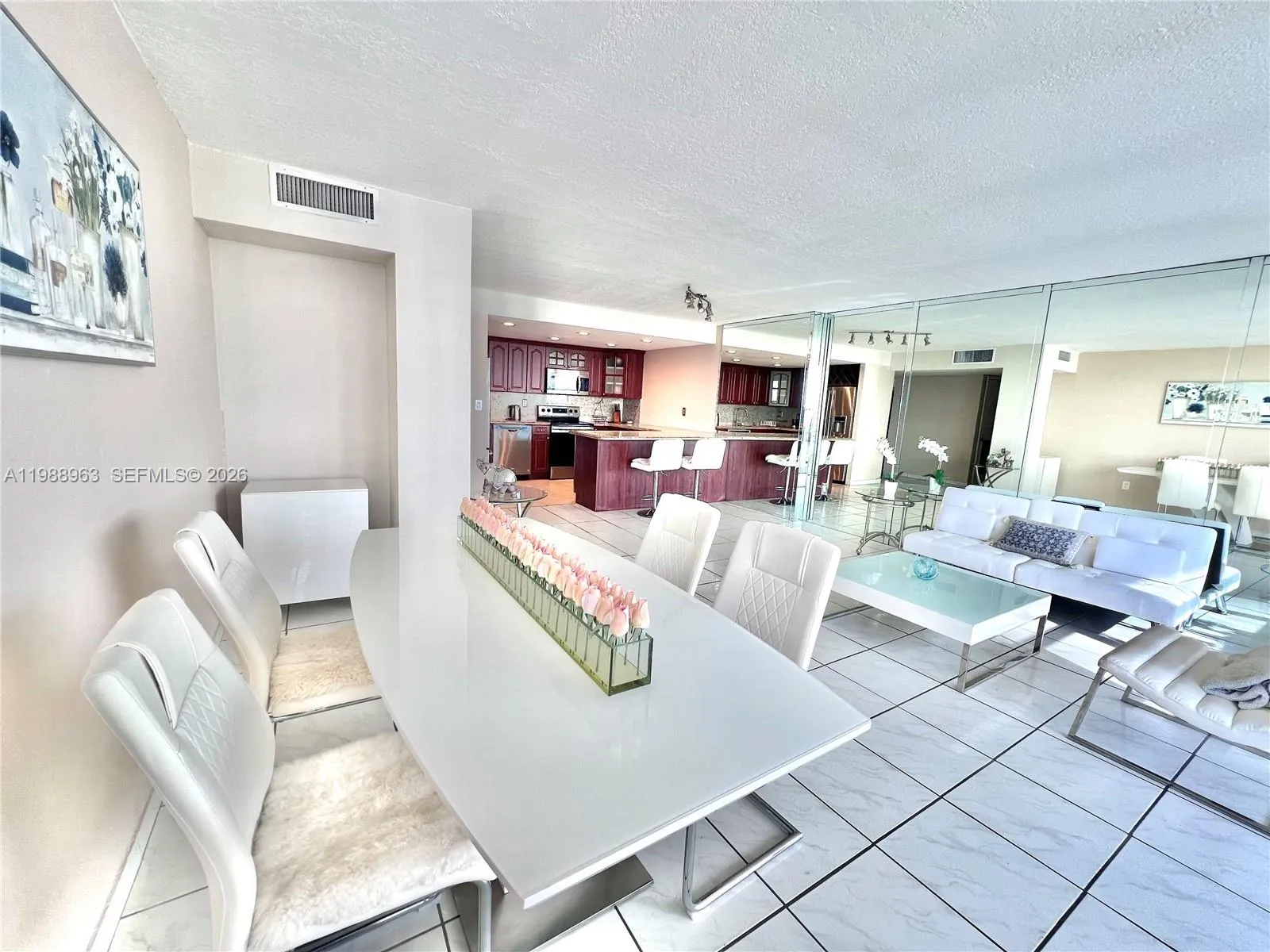 600 Ne 36th St 1502, Miami, Florida 33137, Miami, Florida 33137, 2 Bedrooms Bedrooms, ,2 BathroomsBathrooms,Residential Lease,For Rent,600 Ne 36th St 1502, Miami, Florida 33137,A11988963