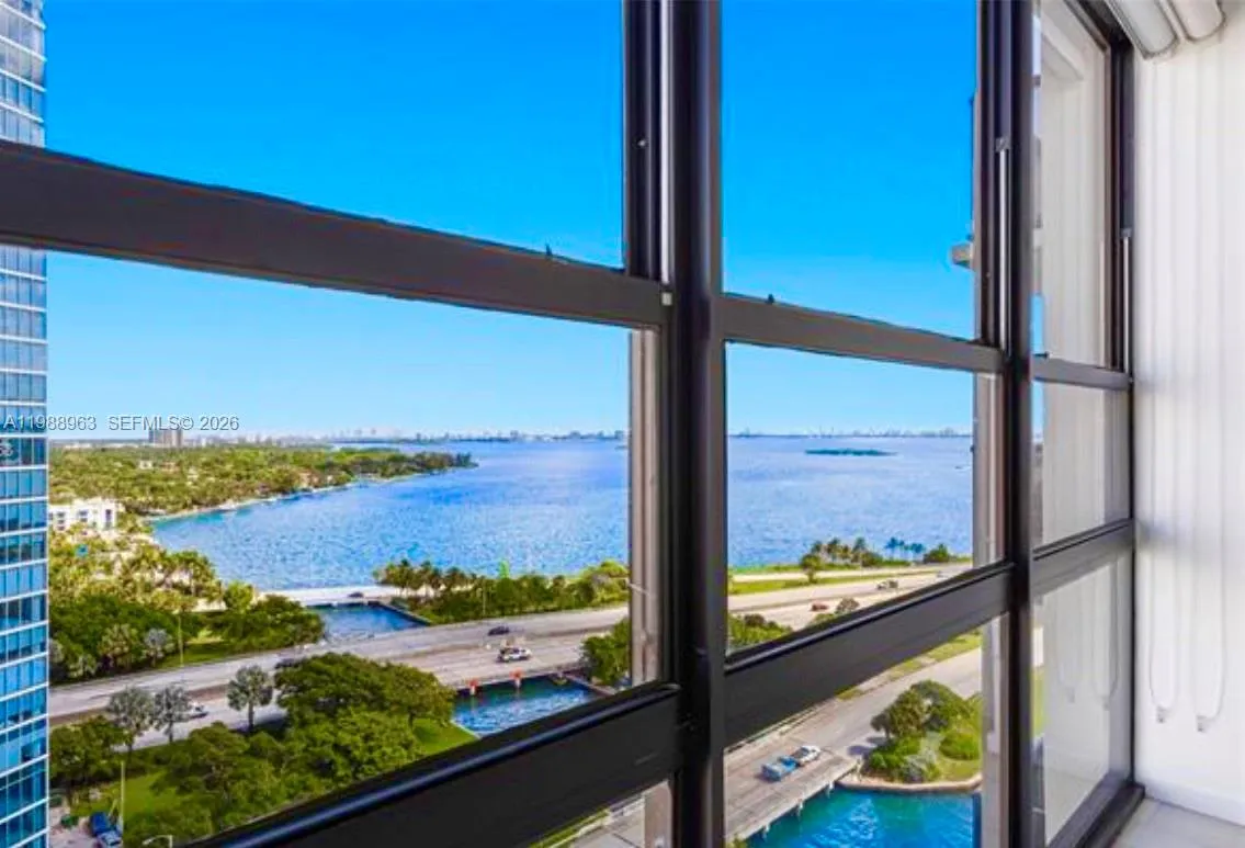600 Ne 36th St 1502, Miami, Florida 33137, Miami, Florida 33137, 2 Bedrooms Bedrooms, ,2 BathroomsBathrooms,Residential Lease,For Rent,600 Ne 36th St 1502, Miami, Florida 33137,A11988963