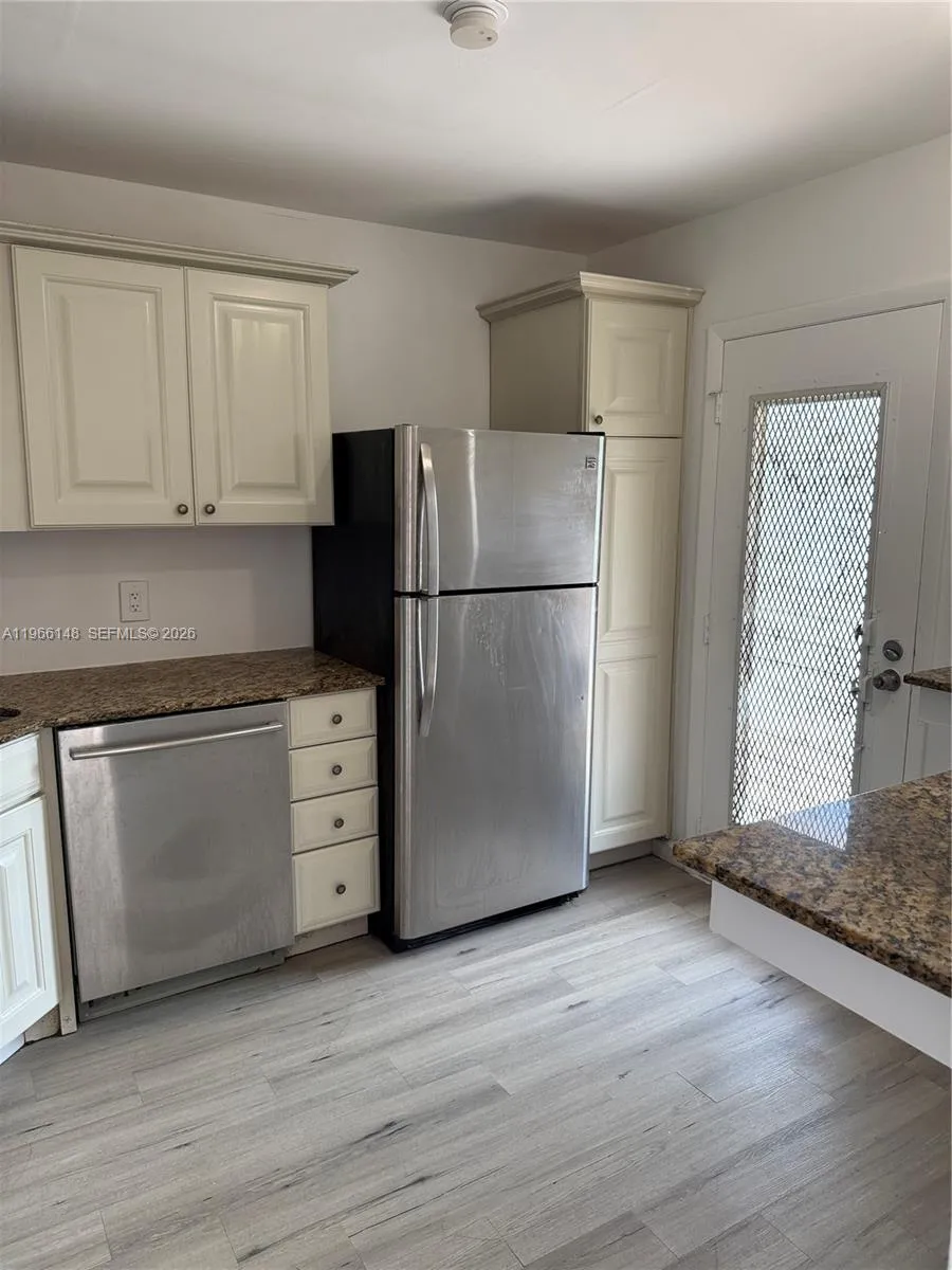 6301 N Fall Circle Dr 213, Lauderhill, Florida 333, Lauderhill, Florida 33319, 2 Bedrooms Bedrooms, ,2 BathroomsBathrooms,Residential,For Sale,6301 N Fall Circle Dr 213, Lauderhill, Florida 333,A11966148