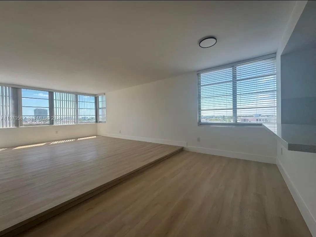 8000 Harding Ave 7a, Miami Beach, Florida 33141, Miami Beach, Florida 33141, 1 Bedroom Bedrooms, ,1 BathroomBathrooms,Residential Lease,For Rent,8000 Harding Ave 7a, Miami Beach, Florida 33141,A11970582