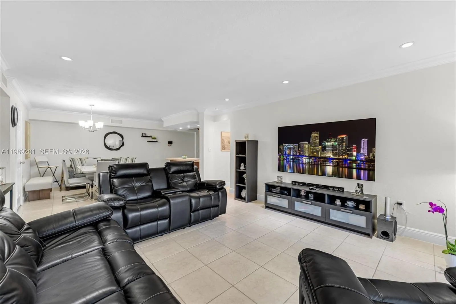 9437 Sw 76th St V25, Miami, Florida 33173, Miami, Florida 33173, 2 Bedrooms Bedrooms, ,2 BathroomsBathrooms,Residential Lease,For Rent,9437 Sw 76th St V25, Miami, Florida 33173,A11989281