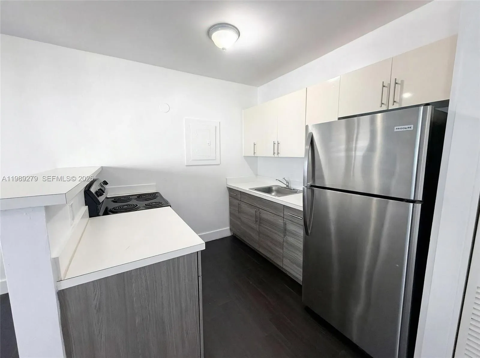 1040 Nw 3rd Ave 5, Miami, Florida 33136, Miami, Florida 33136, 1 Bedroom Bedrooms, ,1 BathroomBathrooms,Residential Lease,For Rent,1040 Nw 3rd Ave 5, Miami, Florida 33136,A11989279