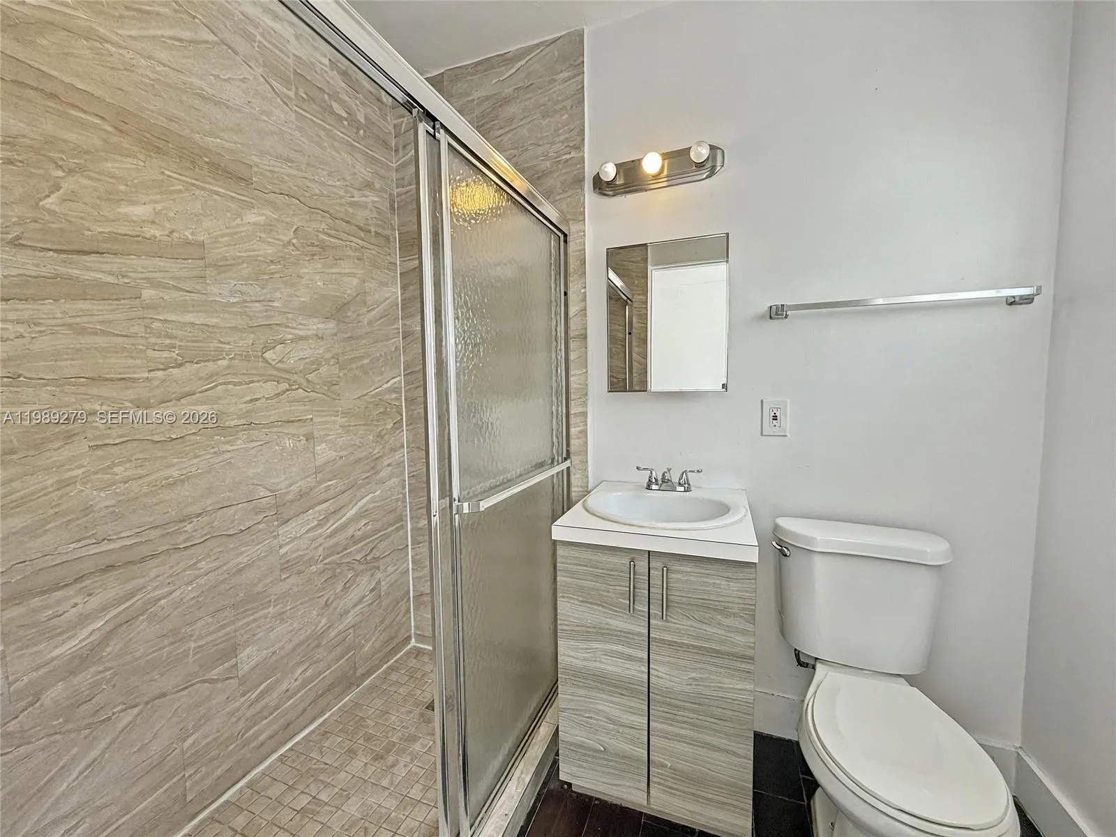 1040 Nw 3rd Ave 5, Miami, Florida 33136, Miami, Florida 33136, 1 Bedroom Bedrooms, ,1 BathroomBathrooms,Residential Lease,For Rent,1040 Nw 3rd Ave 5, Miami, Florida 33136,A11989279
