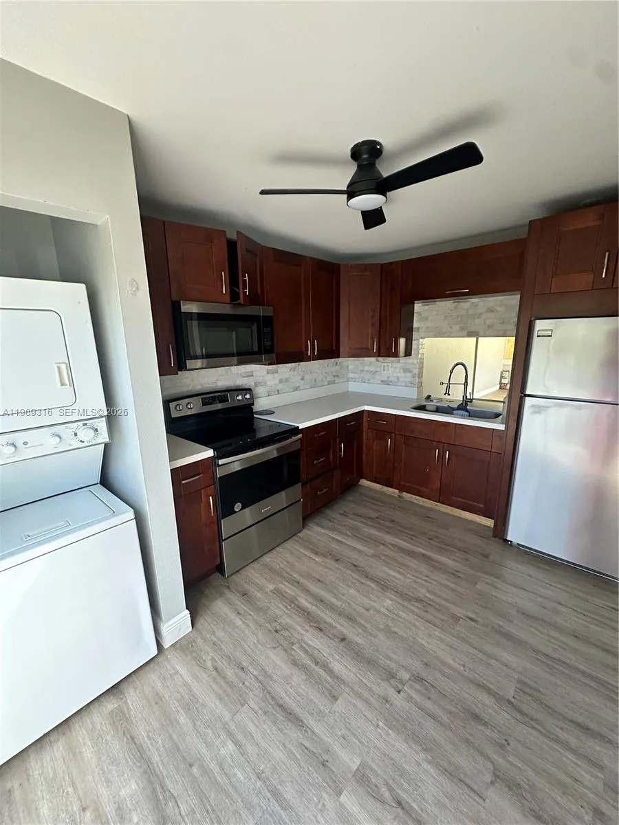 3201 Nw 4th Ter 61, Pompano Beach, Florida 33064, Pompano Beach, Florida 33064, 2 Bedrooms Bedrooms, ,1 BathroomBathrooms,Residential Lease,For Rent,3201 Nw 4th Ter 61, Pompano Beach, Florida 33064,A11989316