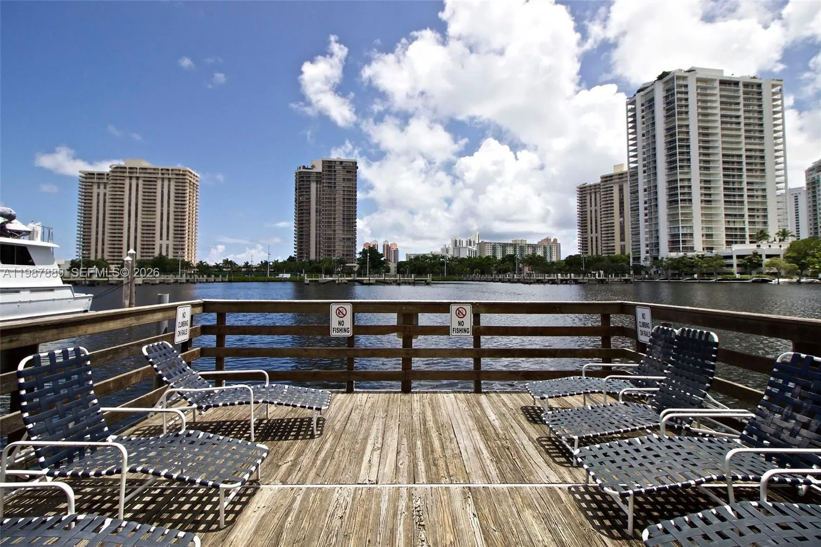 19901 E Country Club Dr 2206, Aventura, Florida 33, Aventura, Florida 33180, 1 Bedroom Bedrooms, ,1 BathroomBathrooms,Residential Lease,For Rent,19901 E Country Club Dr 2206, Aventura, Florida 33,A11987889