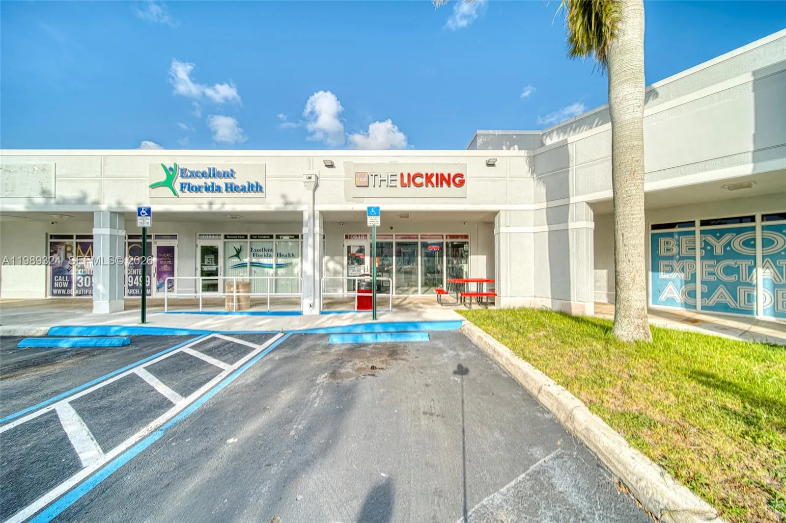Completely Remodeled Restaurant On 184th Street Of, Cutler Bay, Florida 33157, ,Business Opportunity,For Sale,Completely Remodeled Restaurant On 184th Street Of,A11989324
