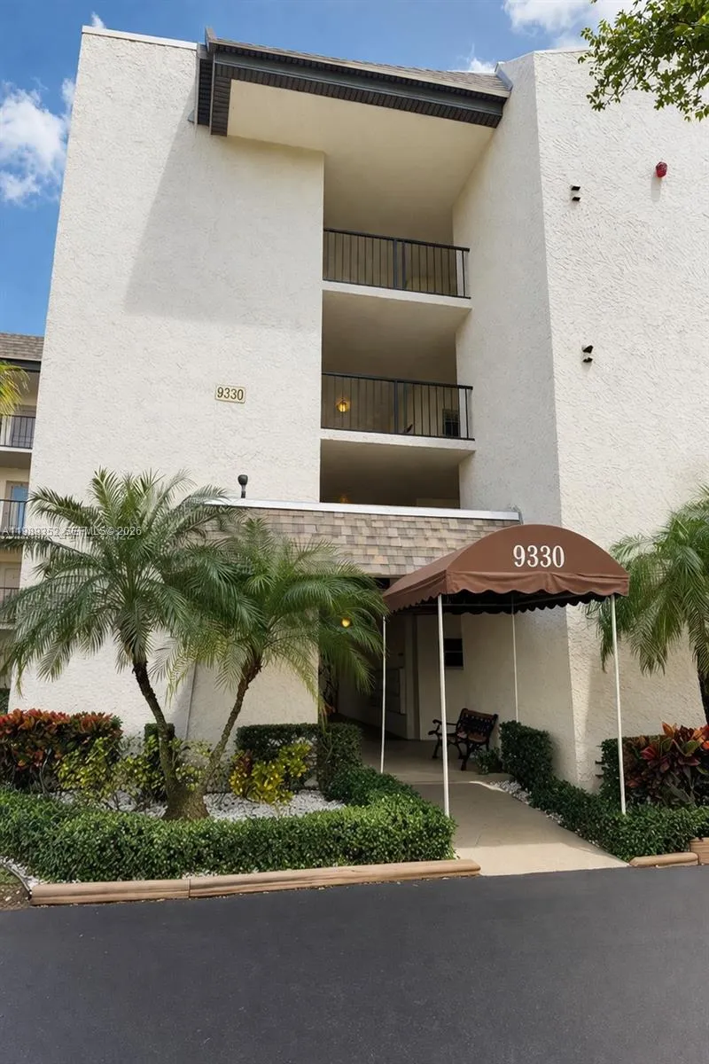 9330 Lagoon Pl 201, Davie, Florida 33324, Davie, Florida 33324, 1 Bedroom Bedrooms, ,1 BathroomBathrooms,Residential Lease,For Rent,9330 Lagoon Pl 201, Davie, Florida 33324,A11989352 9330 Lagoon Pl 201, Davie, Florida 33324, Davie, Florida 33324, 1 Bedroom Bedrooms, ,1 BathroomBathrooms,Residential Lease,For Rent,9330 Lagoon Pl 201, Davie, Florida 33324,A11989352