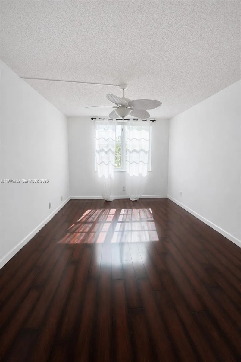 9330 Lagoon Pl 201, Davie, Florida 33324, Davie, Florida 33324, 1 Bedroom Bedrooms, ,1 BathroomBathrooms,Residential Lease,For Rent,9330 Lagoon Pl 201, Davie, Florida 33324,A11989352