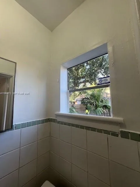 North Miami Beach, Florida 33160, 1 Bedroom Bedrooms, ,1 BathroomBathrooms,Residential Lease,For Rent,A11989372