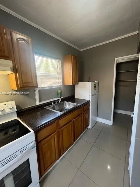 North Miami Beach, Florida 33160, 1 Bedroom Bedrooms, ,1 BathroomBathrooms,Residential Lease,For Rent,A11989372