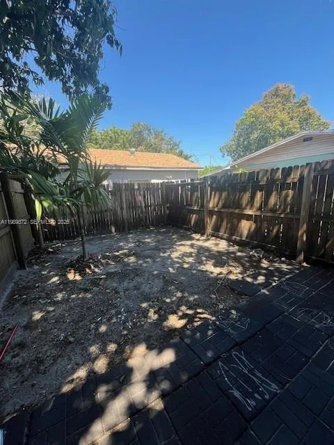 North Miami Beach, Florida 33160, 1 Bedroom Bedrooms, ,1 BathroomBathrooms,Residential Lease,For Rent,A11989372