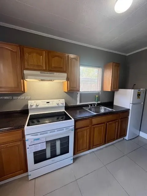 North Miami Beach, Florida 33160, 1 Bedroom Bedrooms, ,1 BathroomBathrooms,Residential Lease,For Rent,A11989372