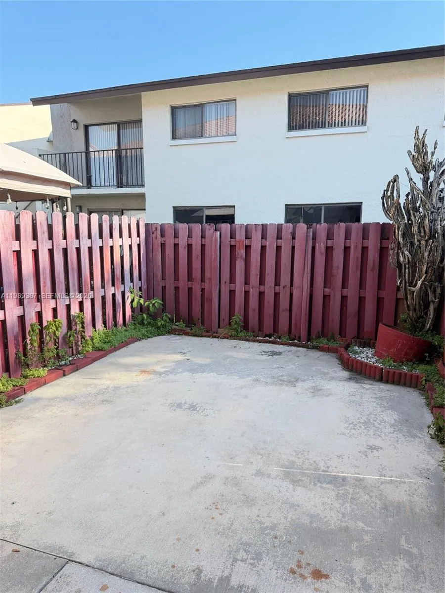 15450 Sw 74th Cir Ct 1204, Miami, Florida 33193, Miami, Florida 33193, 2 Bedrooms Bedrooms, ,2 BathroomsBathrooms,Residential Lease,For Rent,15450 Sw 74th Cir Ct 1204, Miami, Florida 33193,A11989387