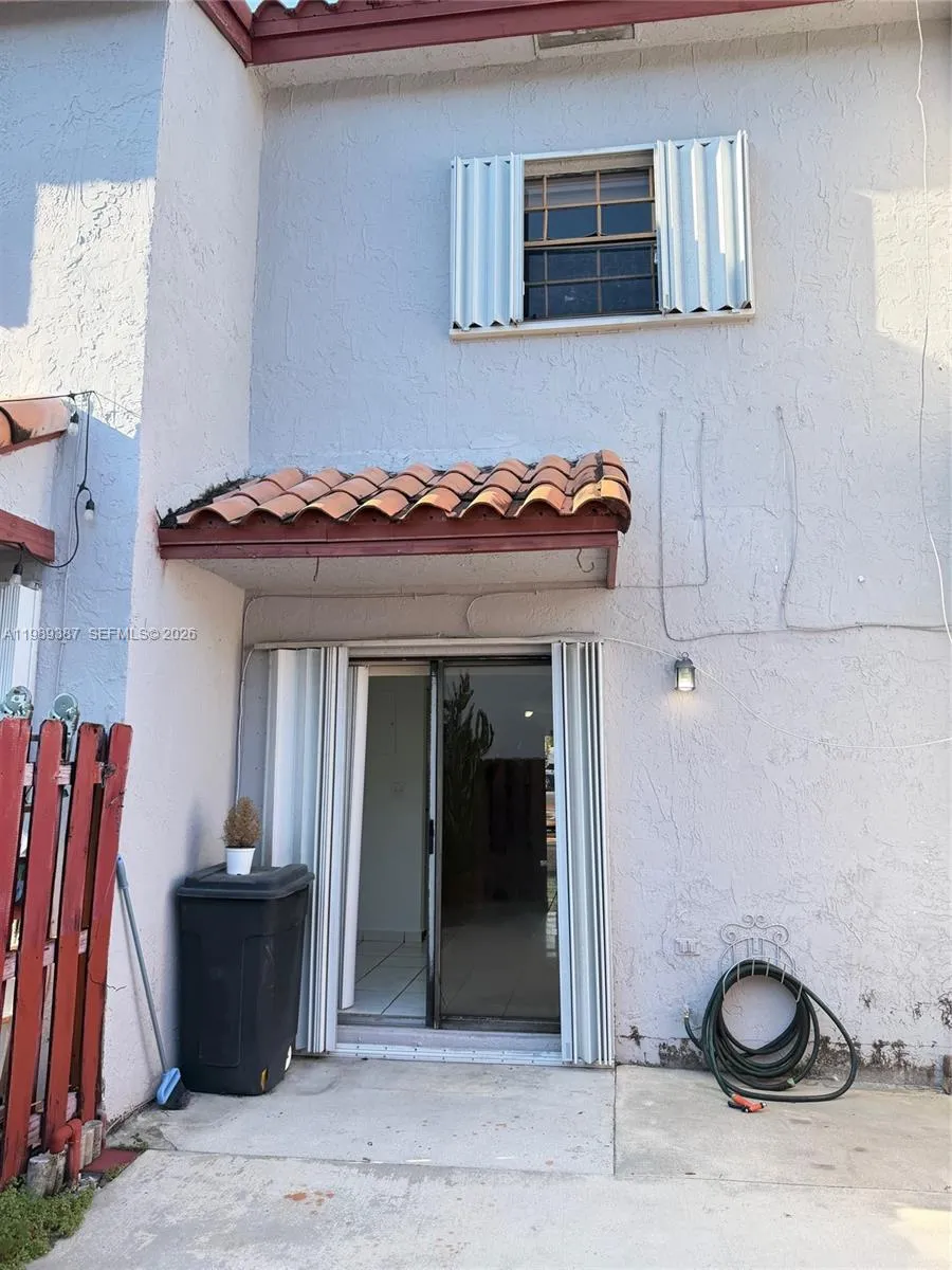 15450 Sw 74th Cir Ct 1204, Miami, Florida 33193, Miami, Florida 33193, 2 Bedrooms Bedrooms, ,2 BathroomsBathrooms,Residential Lease,For Rent,15450 Sw 74th Cir Ct 1204, Miami, Florida 33193,A11989387