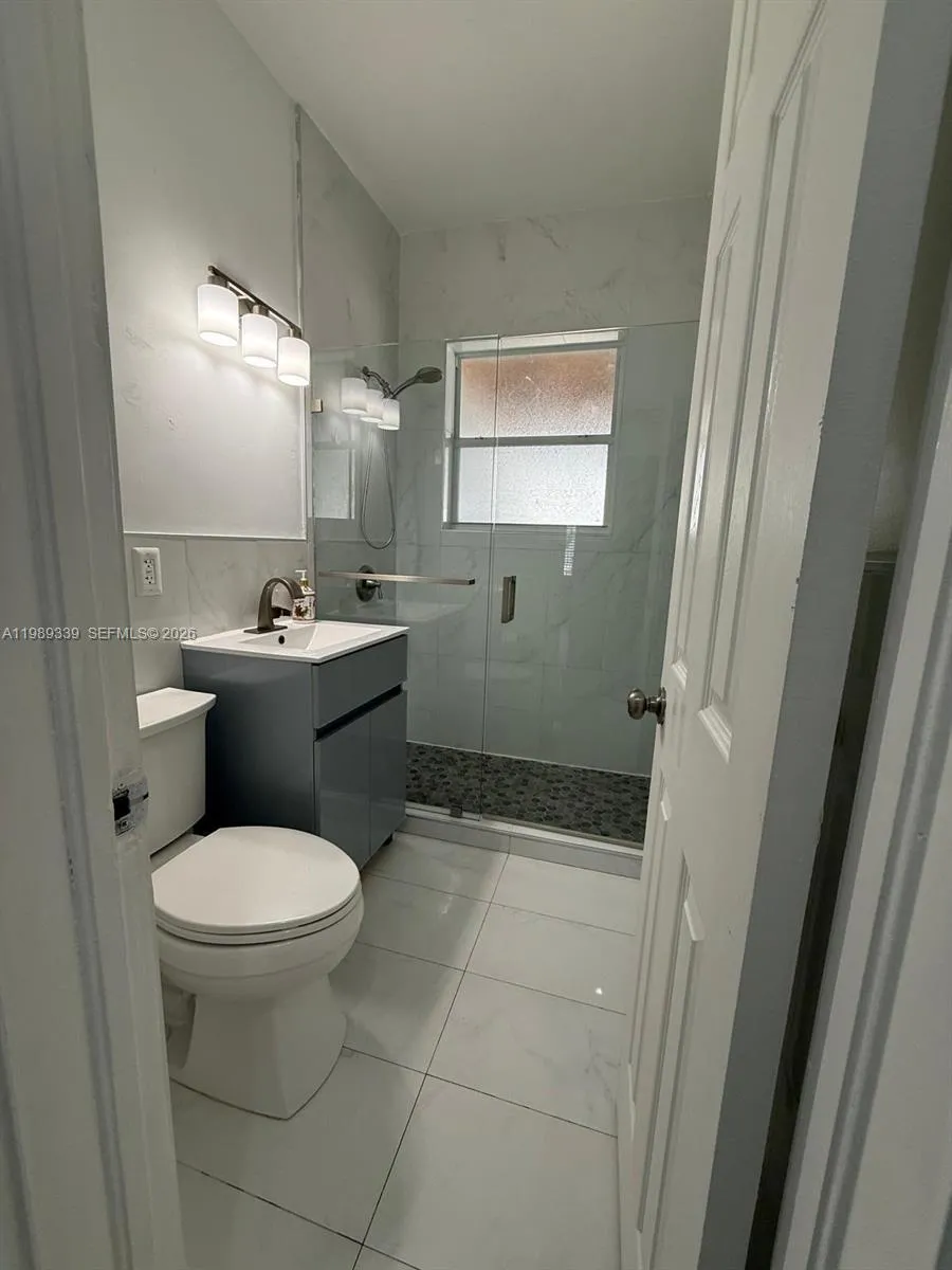 2893 Sw 32nd Ct, Coconut Grove, Florida 33133, Coconut Grove, Florida 33133, ,Residential Income,For Sale,2893 Sw 32nd Ct, Coconut Grove, Florida 33133,A11989339