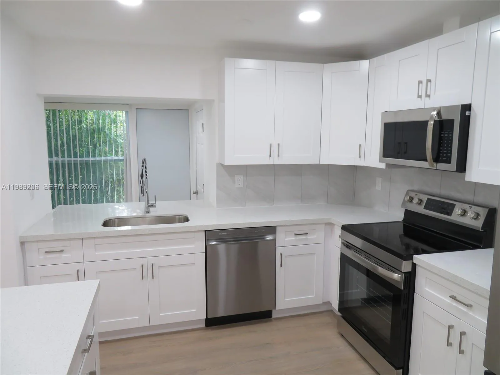 Miami, Florida 33157, 2 Bedrooms Bedrooms, ,2 BathroomsBathrooms,Residential,For Sale,A11989206