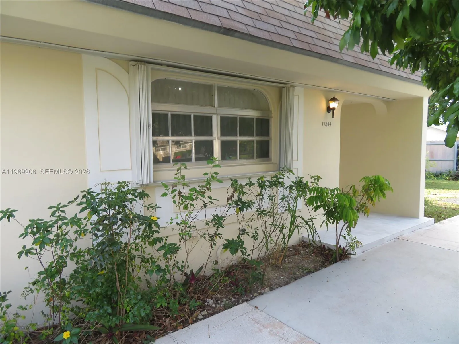 Miami, Florida 33157, 2 Bedrooms Bedrooms, ,2 BathroomsBathrooms,Residential,For Sale,A11989206