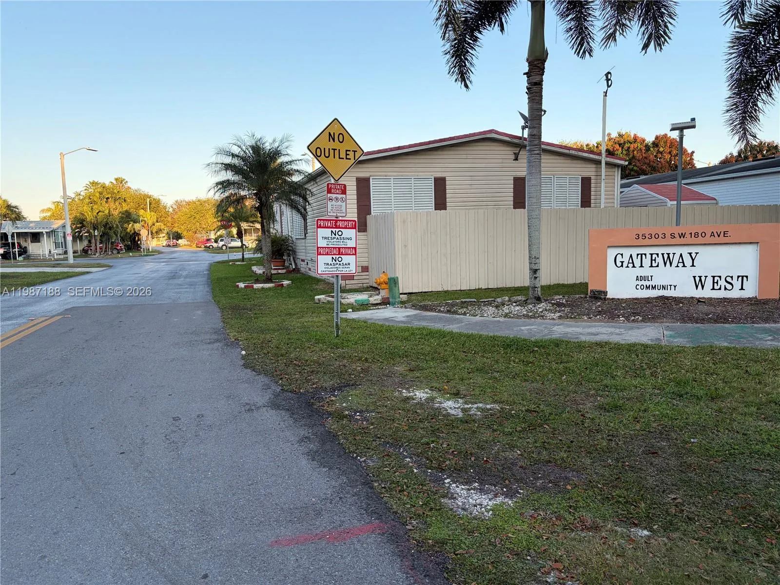 35303 Sw 180th Ave 391, Homestead, Florida 33034, Homestead, Florida 33034, 2 Bedrooms Bedrooms, ,2 BathroomsBathrooms,Residential Lease,For Rent,35303 Sw 180th Ave 391, Homestead, Florida 33034,A11987188