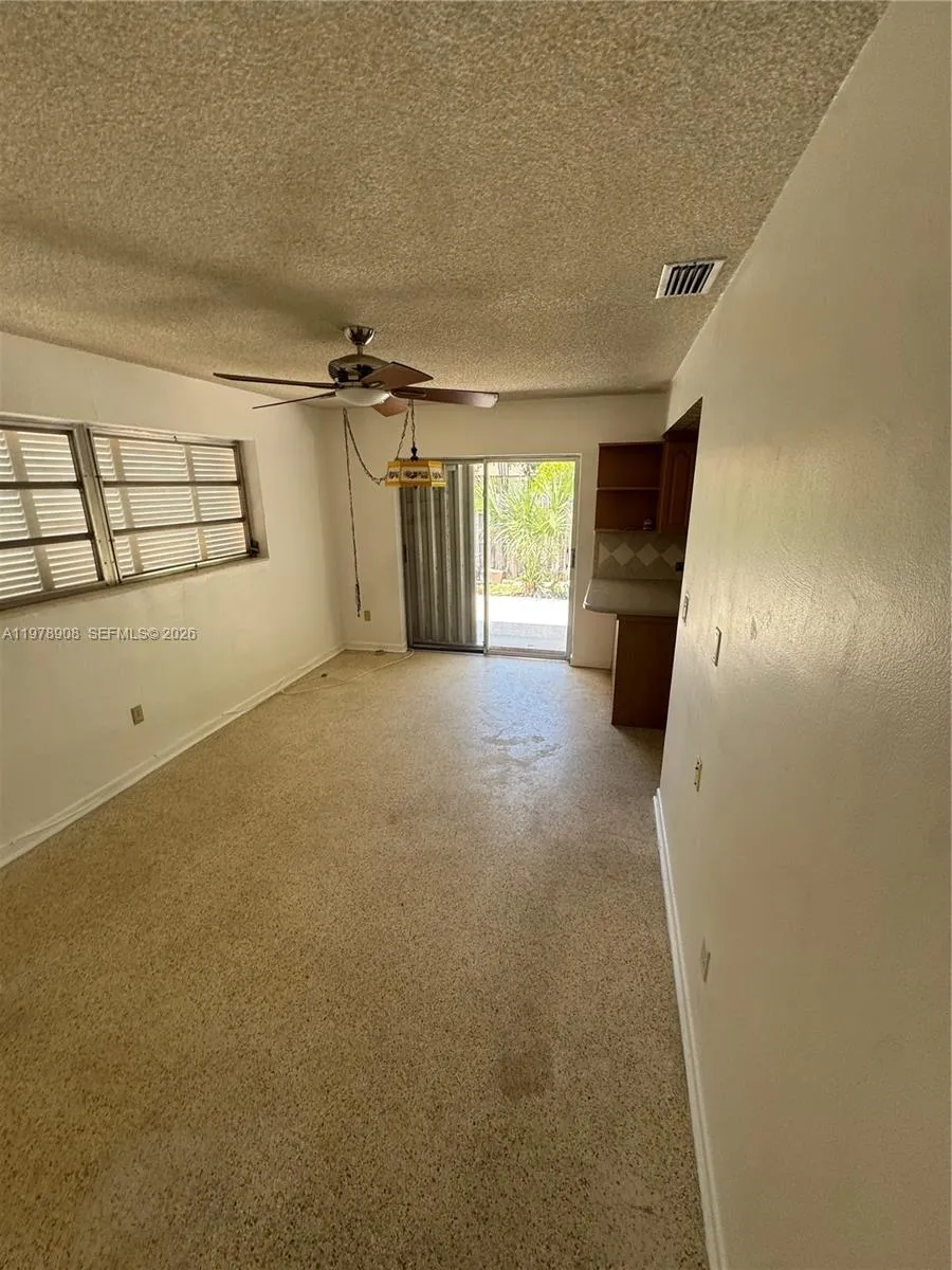 14435 Tabebuia Ln, Miami Lakes, Florida 33014, Miami Lakes, Florida 33014, 4 Bedrooms Bedrooms, ,2 BathroomsBathrooms,Residential,For Sale,14435 Tabebuia Ln, Miami Lakes, Florida 33014,A11978908