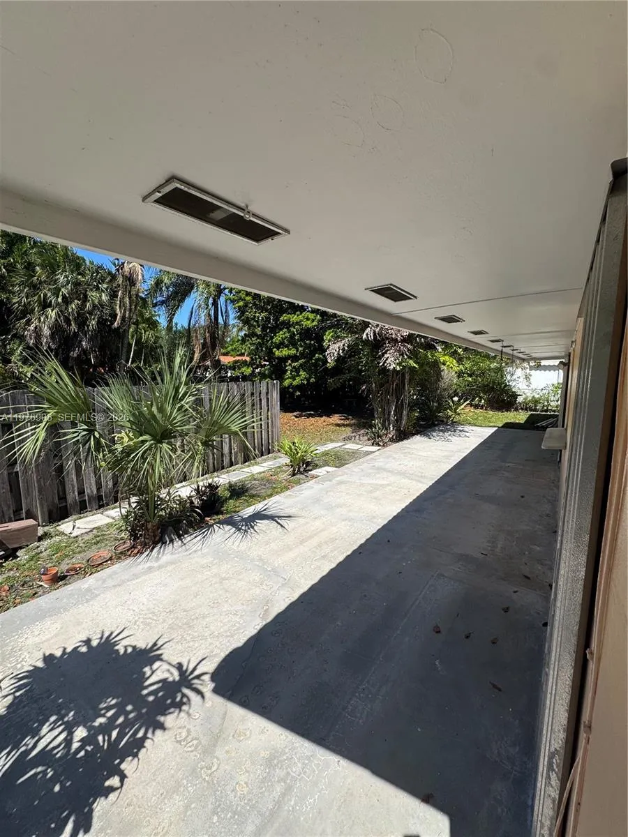 14435 Tabebuia Ln, Miami Lakes, Florida 33014, Miami Lakes, Florida 33014, 4 Bedrooms Bedrooms, ,2 BathroomsBathrooms,Residential,For Sale,14435 Tabebuia Ln, Miami Lakes, Florida 33014,A11978908