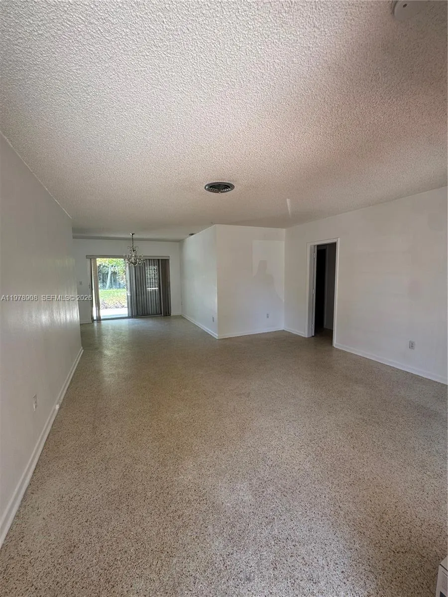 14435 Tabebuia Ln, Miami Lakes, Florida 33014, Miami Lakes, Florida 33014, 4 Bedrooms Bedrooms, ,2 BathroomsBathrooms,Residential,For Sale,14435 Tabebuia Ln, Miami Lakes, Florida 33014,A11978908