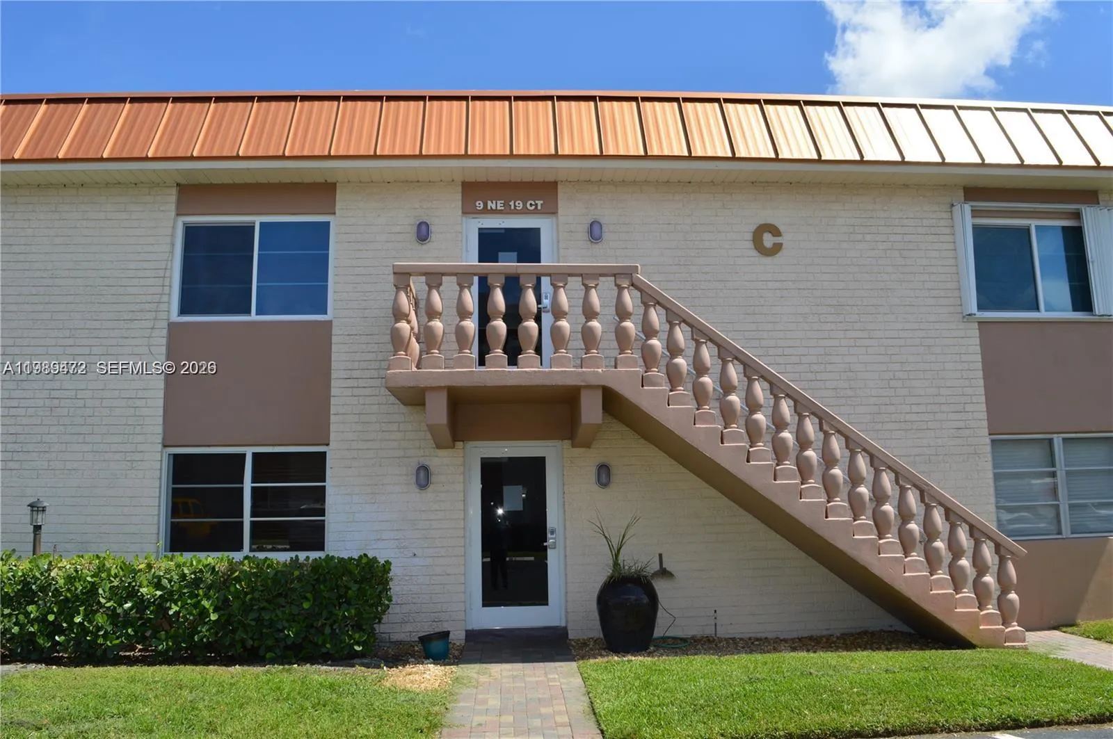 9 Ne 19th Ct 204c, Wilton Manors, Florida 33305, Wilton Manors, Florida 33305, 1 Bedroom Bedrooms, ,1 BathroomBathrooms,Residential Lease,For Rent,9 Ne 19th Ct 204c, Wilton Manors, Florida 33305,A11989472