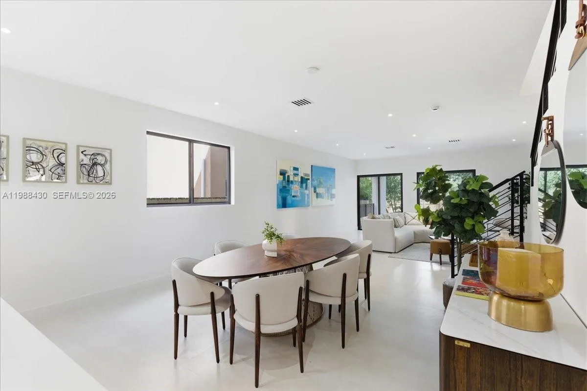 2925 Sw 36th Ave, Miami, Florida 33133, Miami, Florida 33133, 4 Bedrooms Bedrooms, ,5 BathroomsBathrooms,Residential,For Sale,2925 Sw 36th Ave, Miami, Florida 33133,A11988430