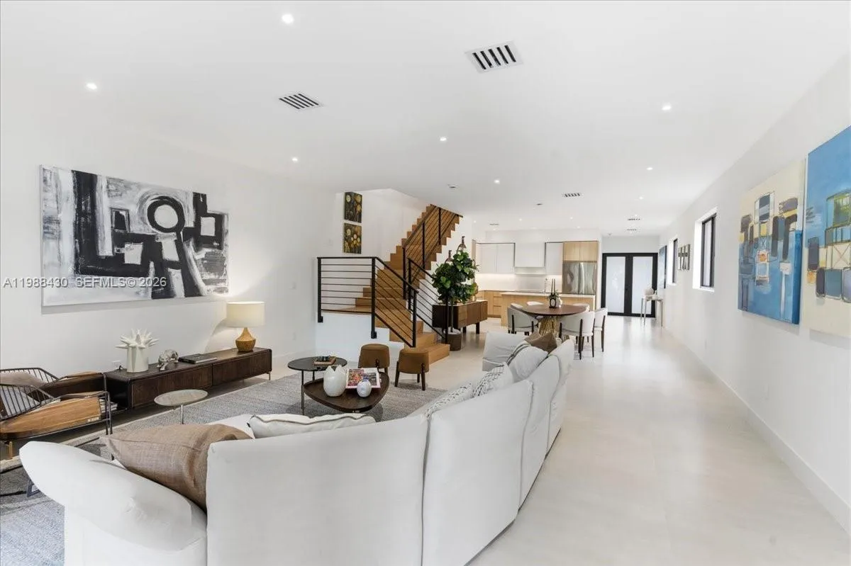 2925 Sw 36th Ave, Miami, Florida 33133, Miami, Florida 33133, 4 Bedrooms Bedrooms, ,5 BathroomsBathrooms,Residential,For Sale,2925 Sw 36th Ave, Miami, Florida 33133,A11988430