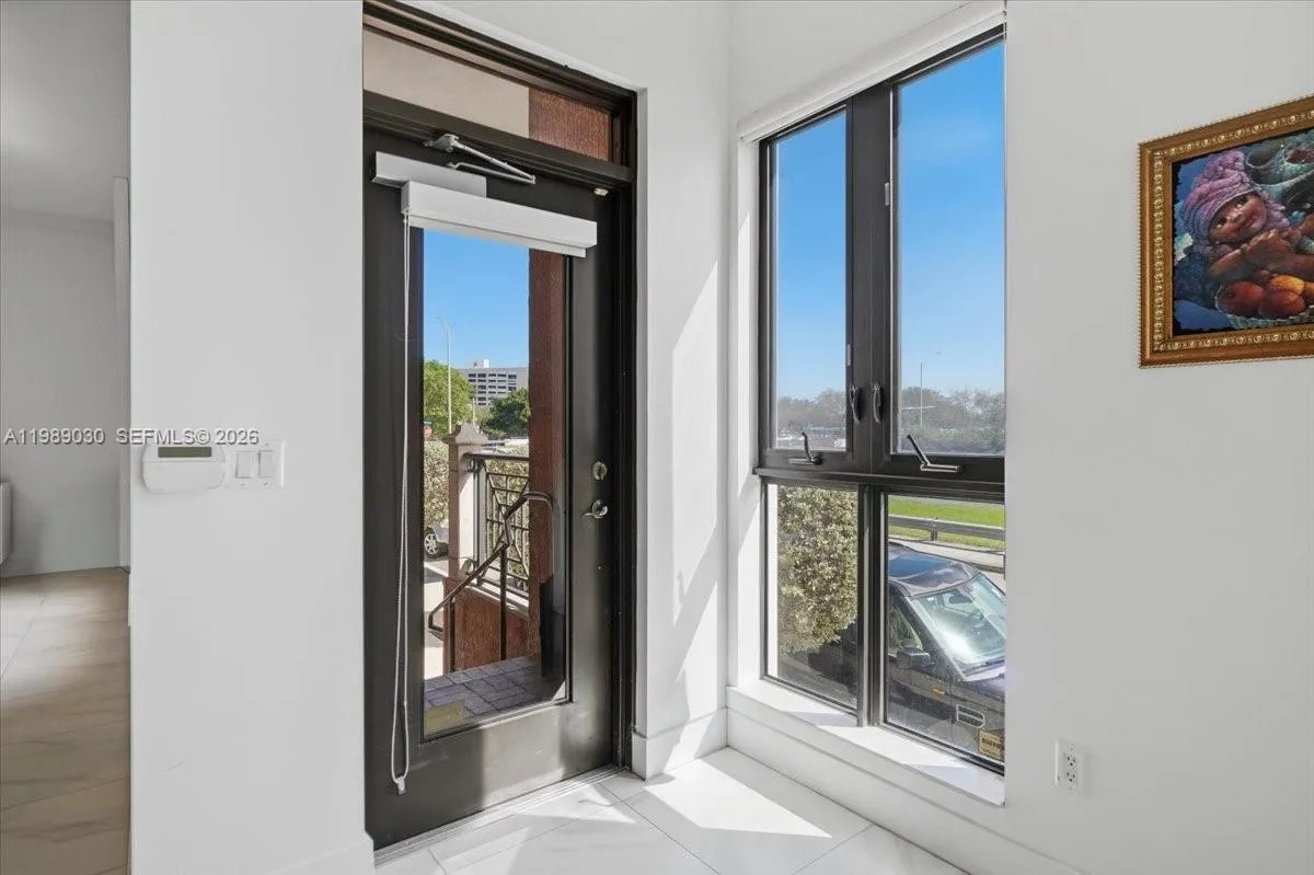 8390 Sw 72nd Ave 106, Miami, Florida 33143, Miami, Florida 33143, 2 Bedrooms Bedrooms, ,2 BathroomsBathrooms,Residential Lease,For Rent,8390 Sw 72nd Ave 106, Miami, Florida 33143,A11989030