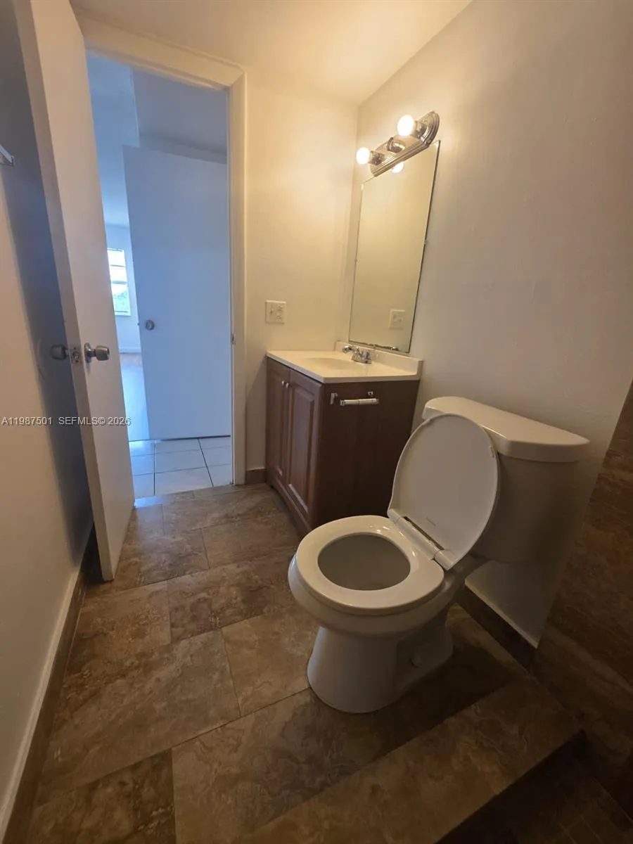 494 Nw 165th St Rd C-605, Miami, Florida 33169, Miami, Florida 33169, 2 Bedrooms Bedrooms, ,2 BathroomsBathrooms,Residential Lease,For Rent,494 Nw 165th St Rd C-605, Miami, Florida 33169,A11987501