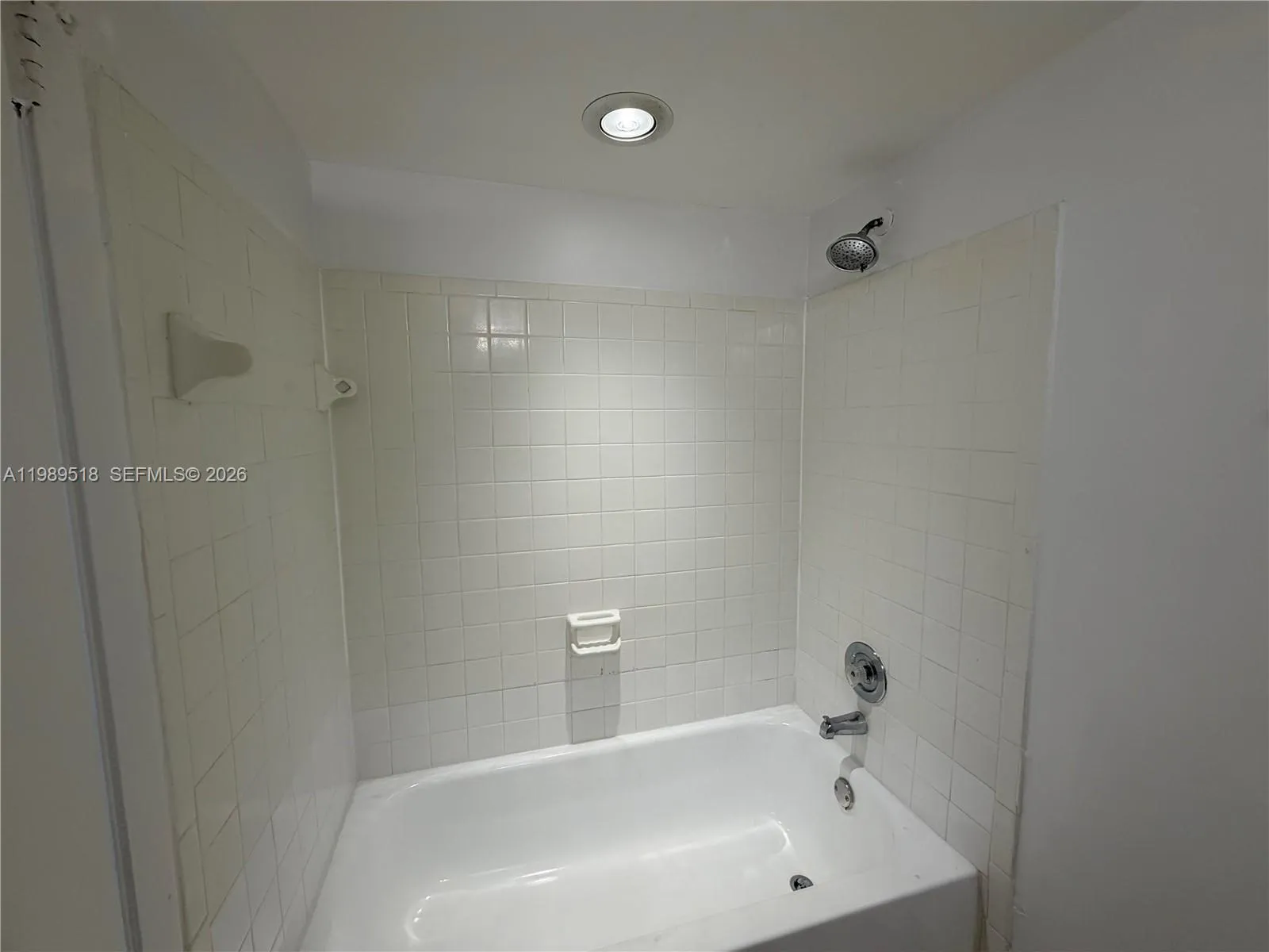 5720 Rock Island Rd 400, Tamarac, Florida 33319, Tamarac, Florida 33319, 2 Bedrooms Bedrooms, ,2 BathroomsBathrooms,Residential Lease,For Rent,5720 Rock Island Rd 400, Tamarac, Florida 33319,A11989518