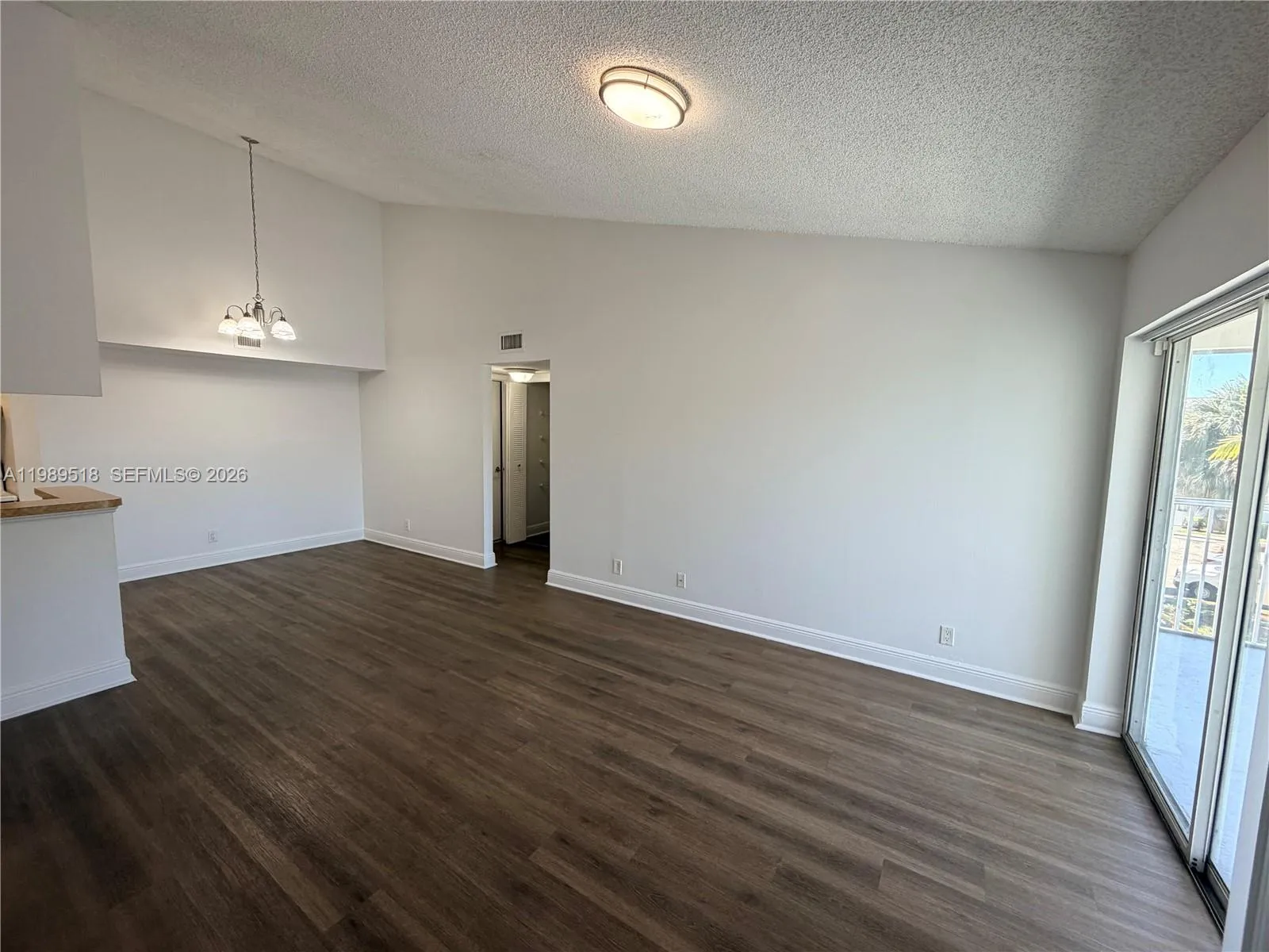 5720 Rock Island Rd 400, Tamarac, Florida 33319, Tamarac, Florida 33319, 2 Bedrooms Bedrooms, ,2 BathroomsBathrooms,Residential Lease,For Rent,5720 Rock Island Rd 400, Tamarac, Florida 33319,A11989518