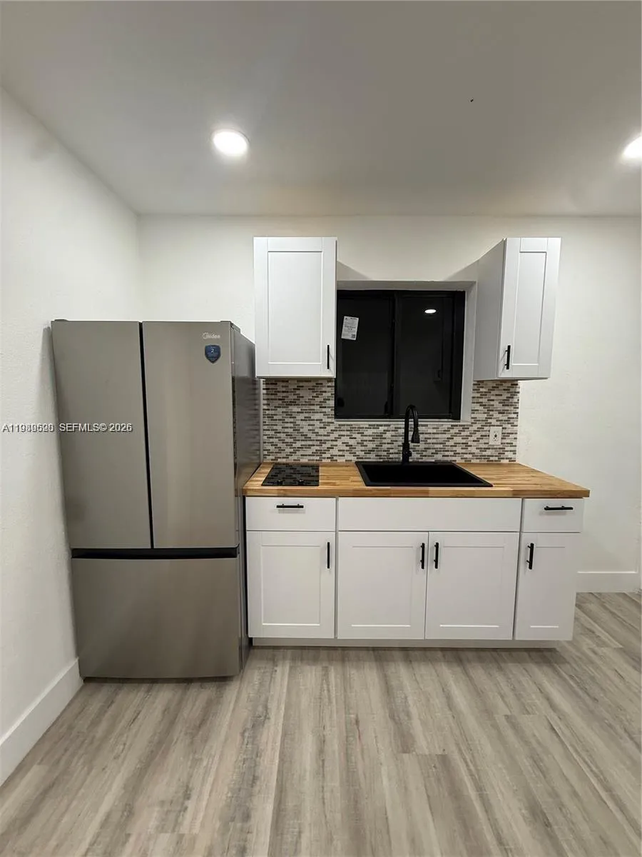 5413 Sw 23rd St 3, West Park, Florida 33023, West Park, Florida 33023, 1 Bedroom Bedrooms, ,1 BathroomBathrooms,Residential Lease,For Rent,5413 Sw 23rd St 3, West Park, Florida 33023,A11989520