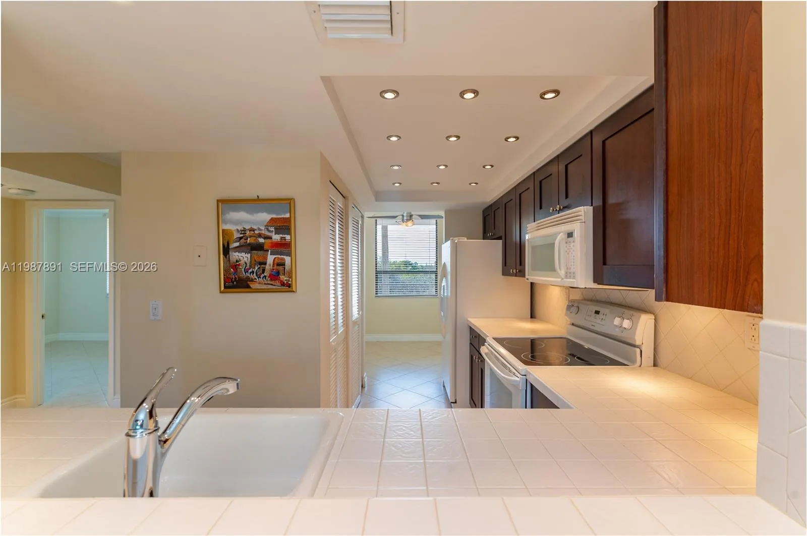 545 Se 12th St 305, Dania Beach, Florida 33004, Dania Beach, Florida 33004, 2 Bedrooms Bedrooms, ,2 BathroomsBathrooms,Residential Lease,For Rent,545 Se 12th St 305, Dania Beach, Florida 33004,A11987891