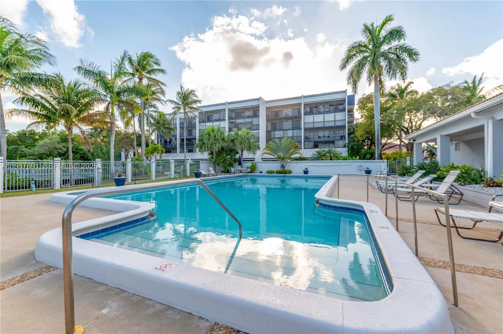 545 Se 12th St 305, Dania Beach, Florida 33004, Dania Beach, Florida 33004, 2 Bedrooms Bedrooms, ,2 BathroomsBathrooms,Residential Lease,For Rent,545 Se 12th St 305, Dania Beach, Florida 33004,A11987891