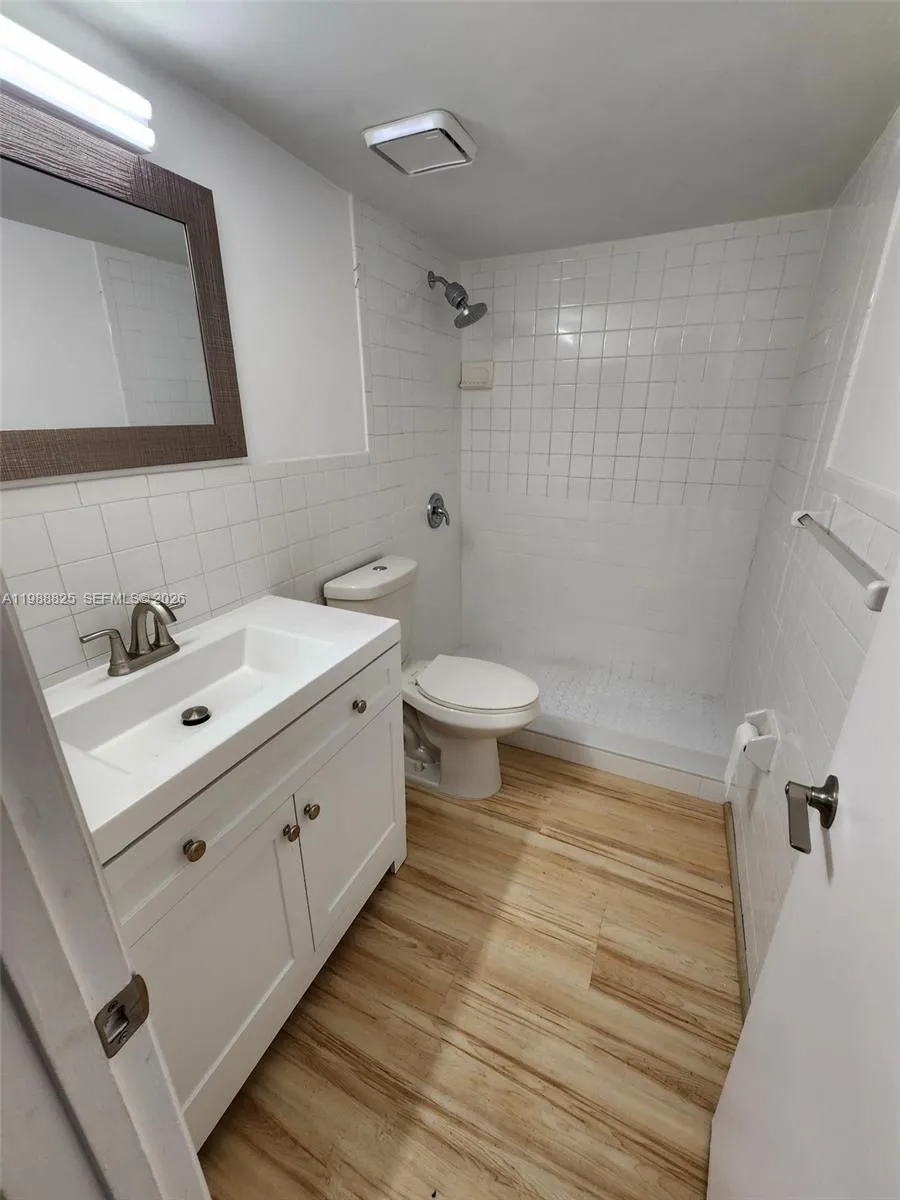 Miami, Florida 33196, 2 Bedrooms Bedrooms, ,2 BathroomsBathrooms,Residential Lease,For Rent,A11988825