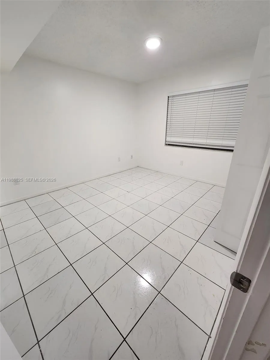 Miami, Florida 33196, 2 Bedrooms Bedrooms, ,2 BathroomsBathrooms,Residential Lease,For Rent,A11988825