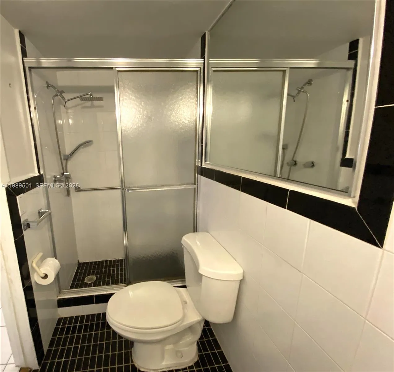 2nd Bathroom
