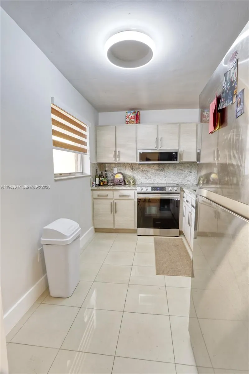 9170 Fontainebleau Blvd 203, Miami, Florida 33172, Miami, Florida 33172, 1 Bedroom Bedrooms, ,1 BathroomBathrooms,Residential Lease,For Rent,9170 Fontainebleau Blvd 203, Miami, Florida 33172,A11989547