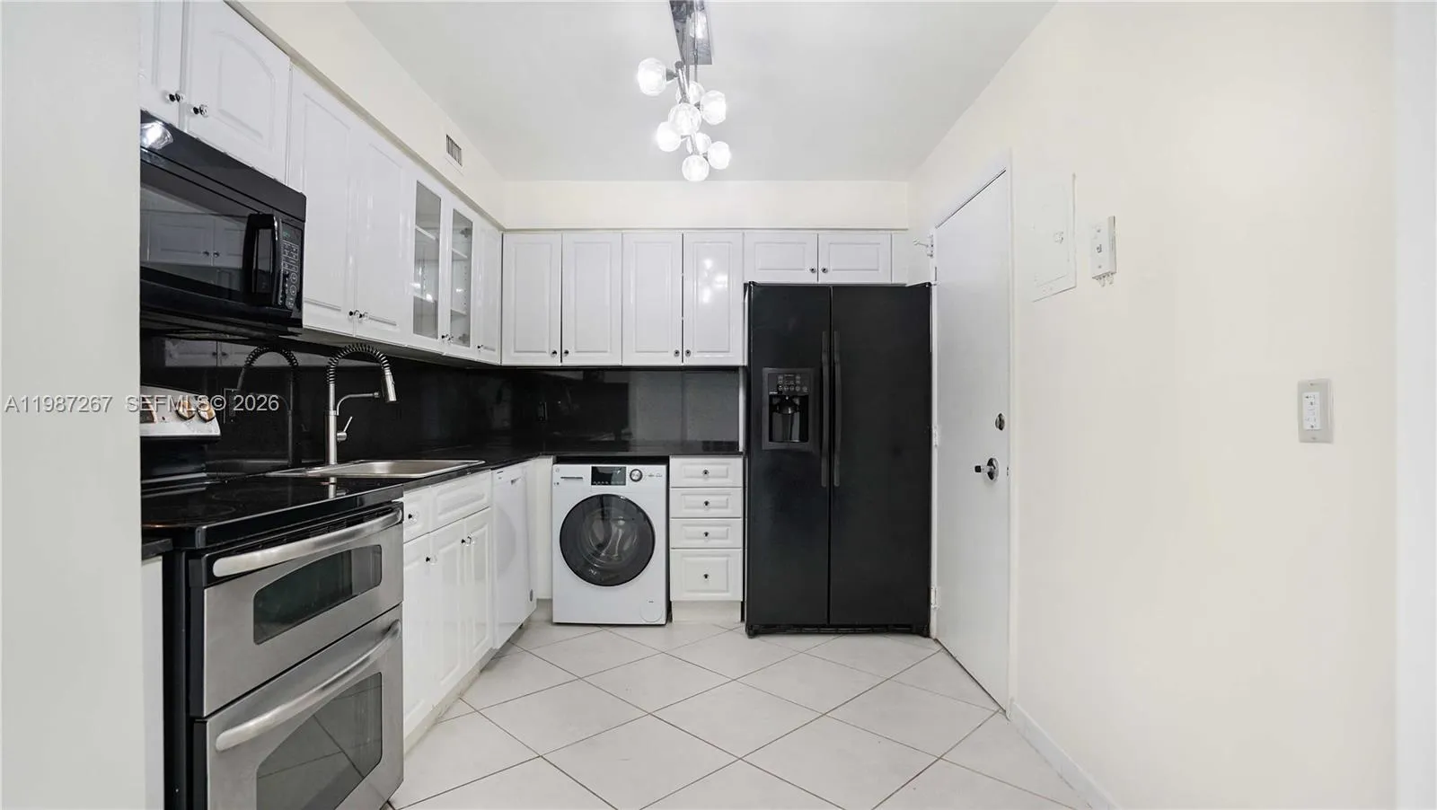 6770 Indian Creek Dr 14e, Miami Beach, Florida 331, Miami Beach, Florida 33141, 2 Bedrooms Bedrooms, ,2 BathroomsBathrooms,Residential Lease,For Rent,6770 Indian Creek Dr 14e, Miami Beach, Florida 331,A11987267