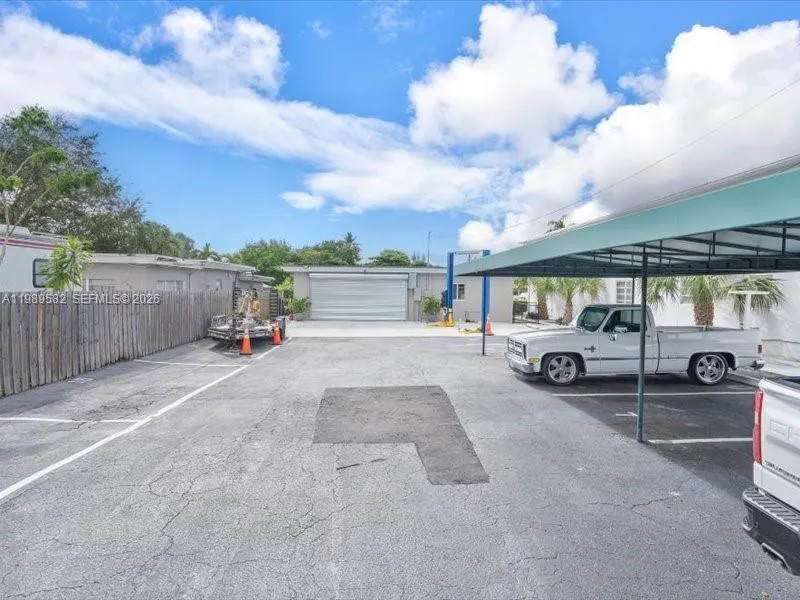 2404 Hollywood Blvd, Hollywood, Florida 33020, Hollywood, Florida 33020, ,Commercial Lease,For Rent,2404 Hollywood Blvd, Hollywood, Florida 33020,A11989582