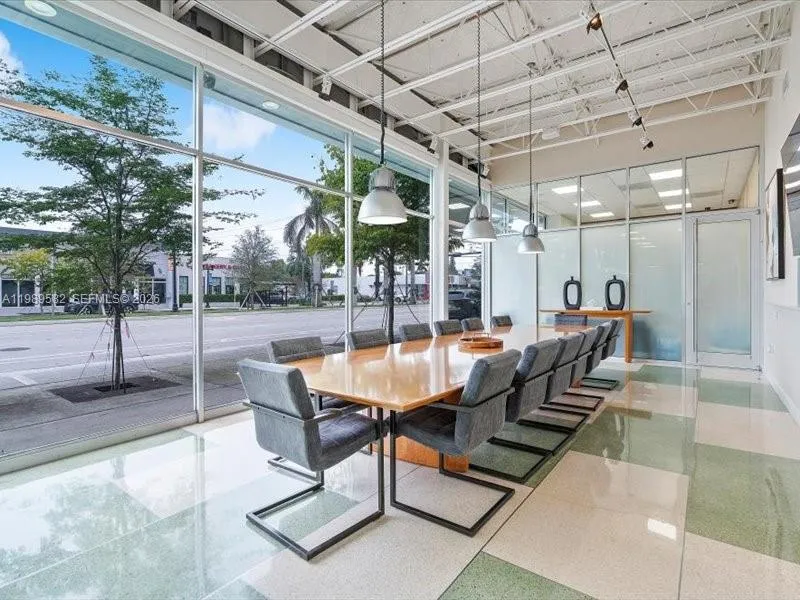 2404 Hollywood Blvd, Hollywood, Florida 33020, Hollywood, Florida 33020, ,Commercial Lease,For Rent,2404 Hollywood Blvd, Hollywood, Florida 33020,A11989582