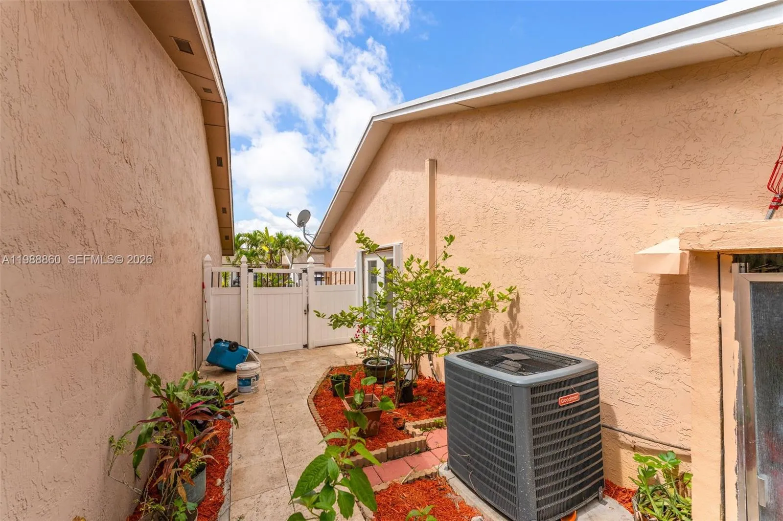 10021 Sw 145th Pl, Miami, Florida 33186, Miami, Florida 33186, 4 Bedrooms Bedrooms, ,2 BathroomsBathrooms,Residential,For Sale,10021 Sw 145th Pl, Miami, Florida 33186,A11988860