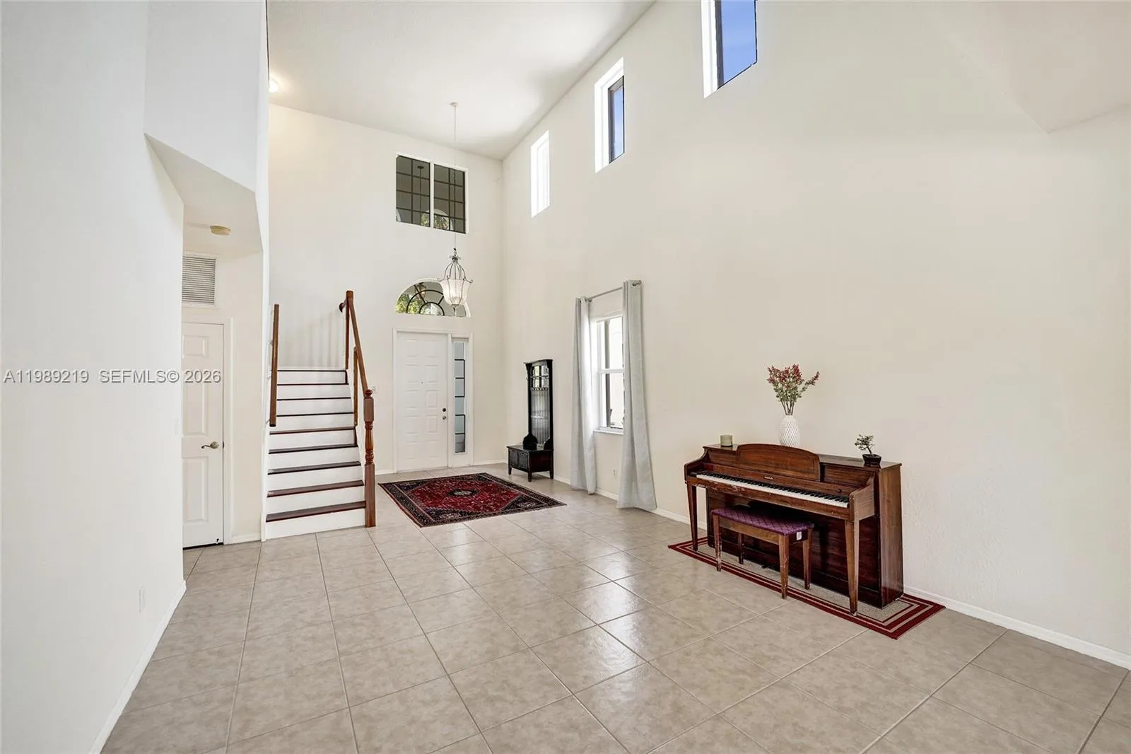 3936 Cascade Ter, Weston, Florida 33332, Weston, Florida 33332, 5 Bedrooms Bedrooms, ,4 BathroomsBathrooms,Residential,For Sale,3936 Cascade Ter, Weston, Florida 33332,A11989219