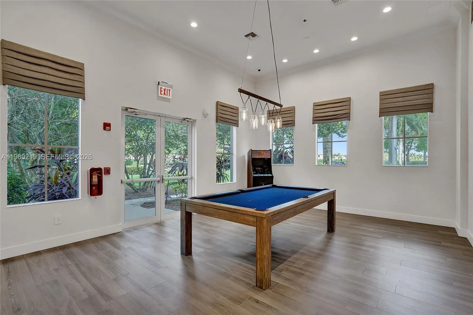3936 Cascade Ter, Weston, Florida 33332, Weston, Florida 33332, 5 Bedrooms Bedrooms, ,4 BathroomsBathrooms,Residential,For Sale,3936 Cascade Ter, Weston, Florida 33332,A11989219