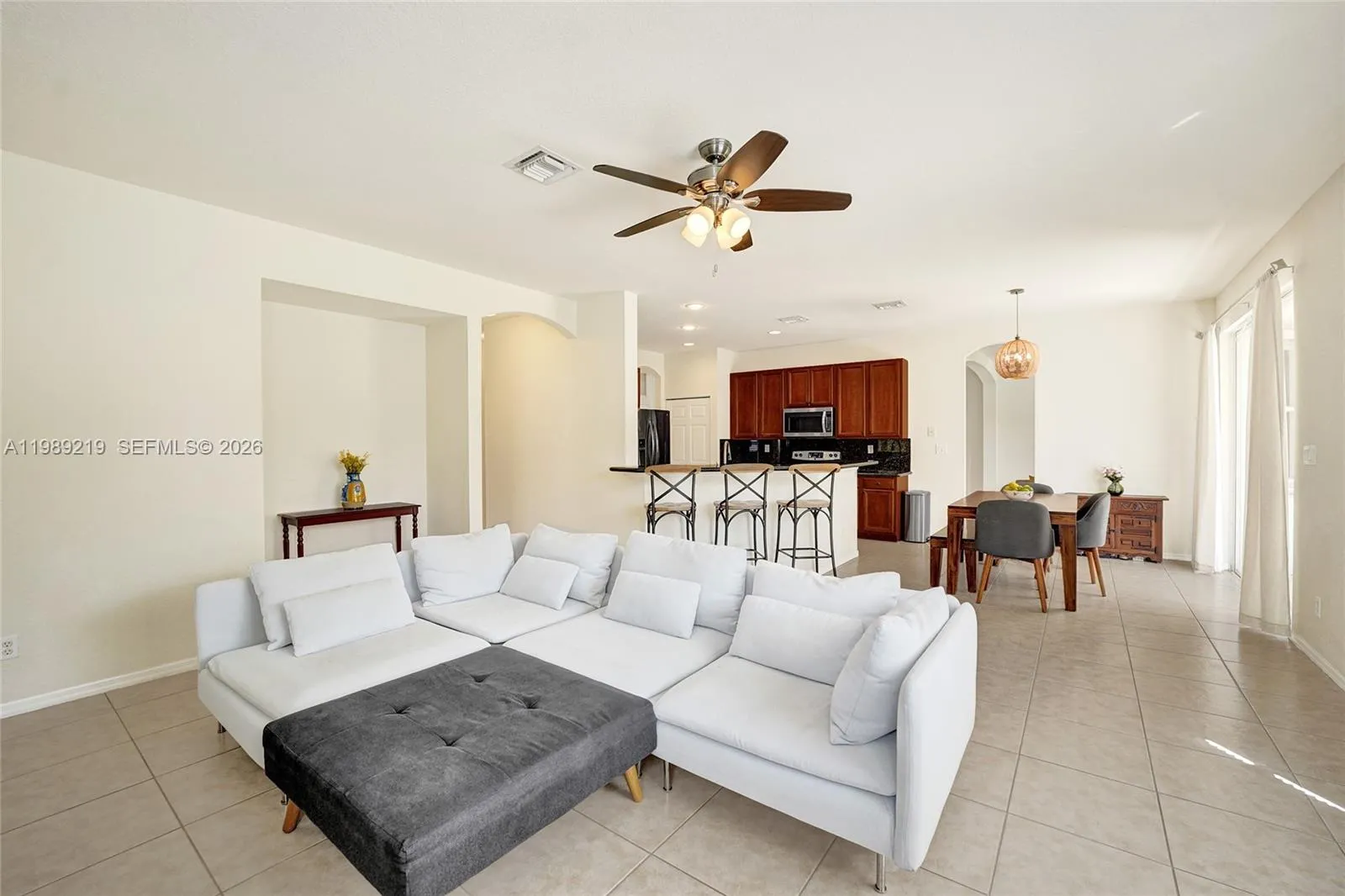 3936 Cascade Ter, Weston, Florida 33332, Weston, Florida 33332, 5 Bedrooms Bedrooms, ,4 BathroomsBathrooms,Residential,For Sale,3936 Cascade Ter, Weston, Florida 33332,A11989219