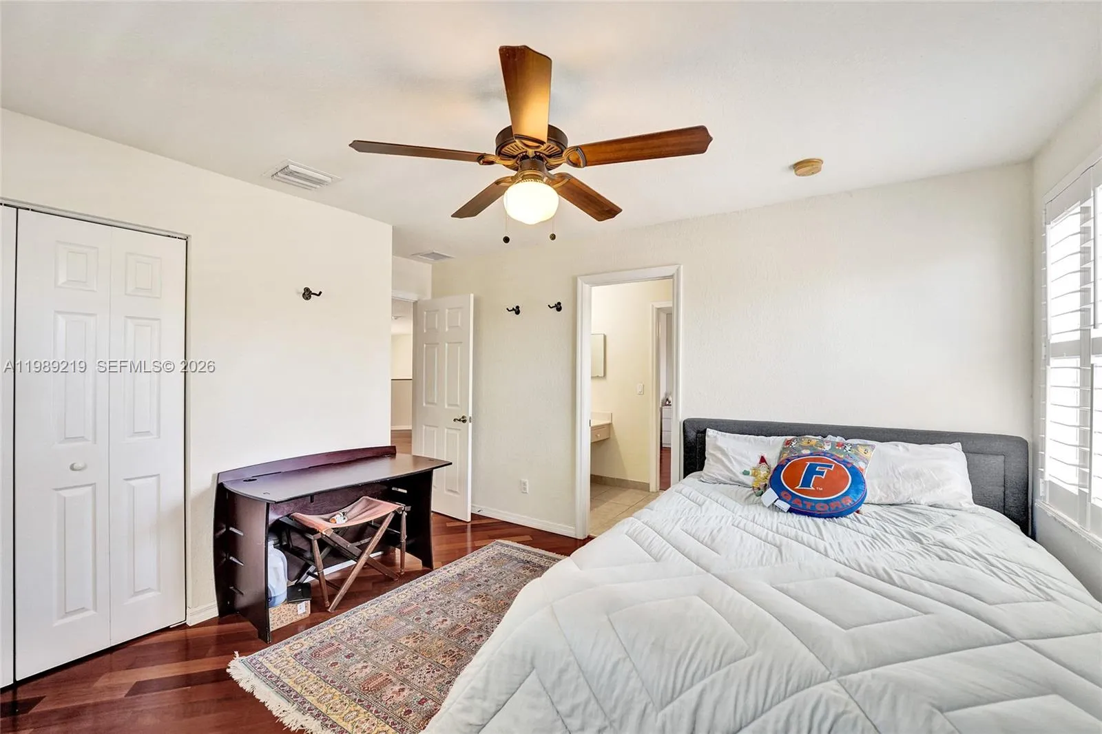 3936 Cascade Ter, Weston, Florida 33332, Weston, Florida 33332, 5 Bedrooms Bedrooms, ,4 BathroomsBathrooms,Residential,For Sale,3936 Cascade Ter, Weston, Florida 33332,A11989219