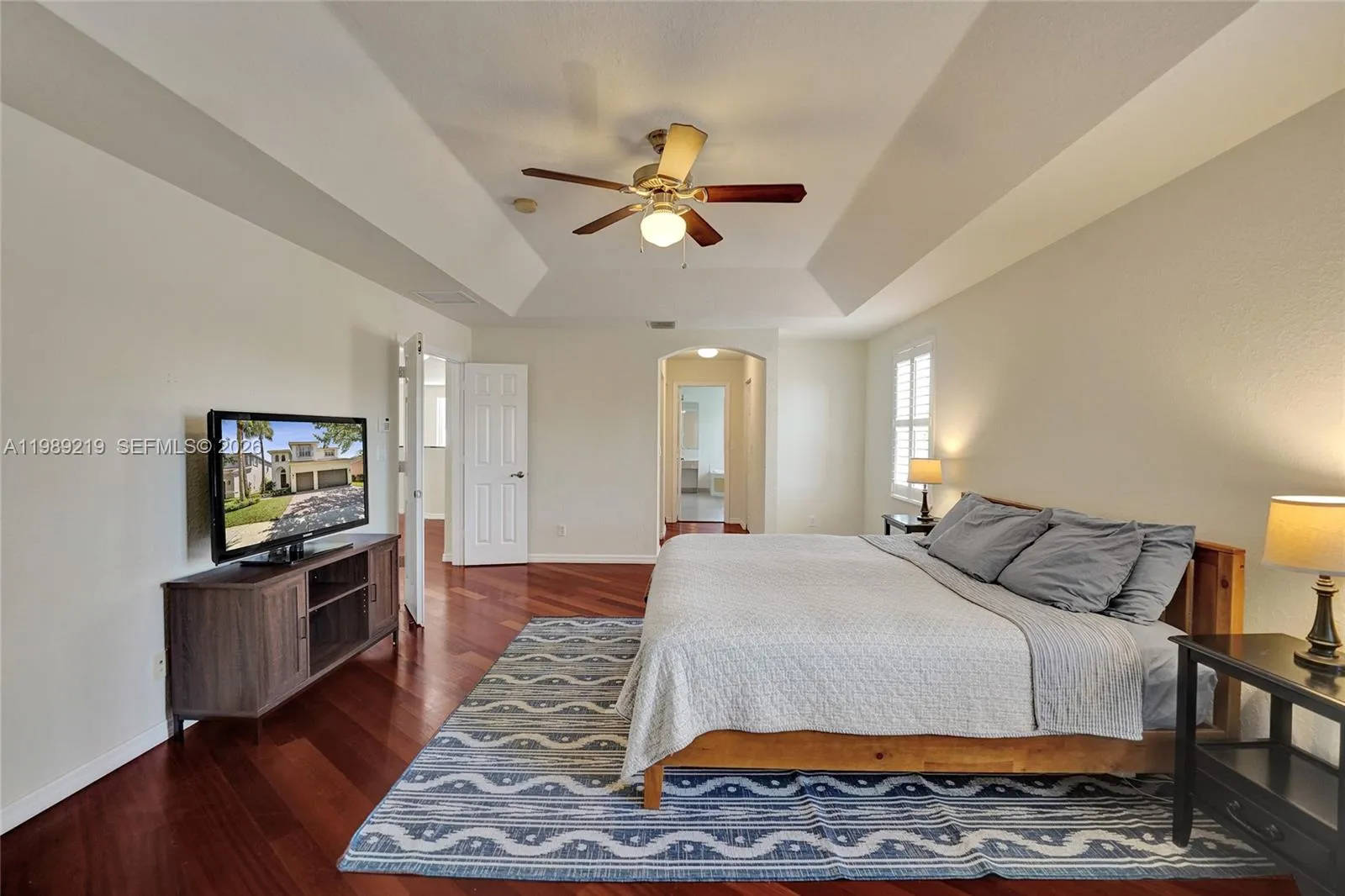 3936 Cascade Ter, Weston, Florida 33332, Weston, Florida 33332, 5 Bedrooms Bedrooms, ,4 BathroomsBathrooms,Residential,For Sale,3936 Cascade Ter, Weston, Florida 33332,A11989219